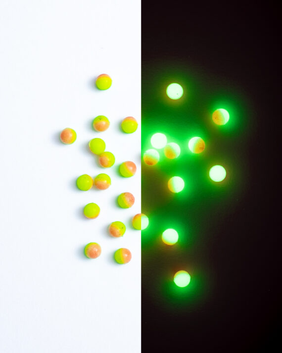 Inova HI-VIS Duo Round GLOW Beads 8mm